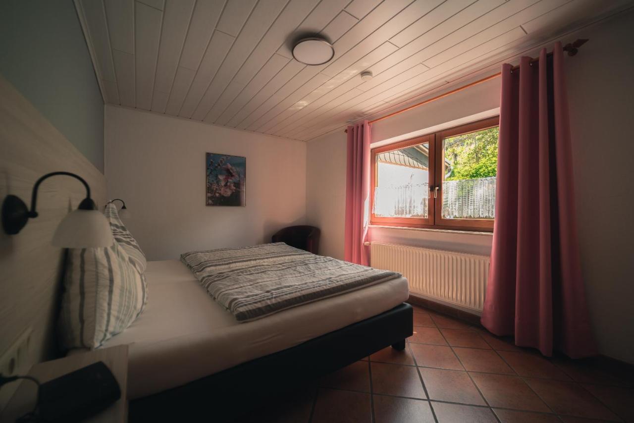 Urlaubsweingut Zecherhof Neef Екстер'єр фото