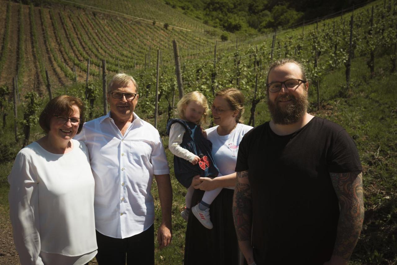 Urlaubsweingut Zecherhof Neef Екстер'єр фото